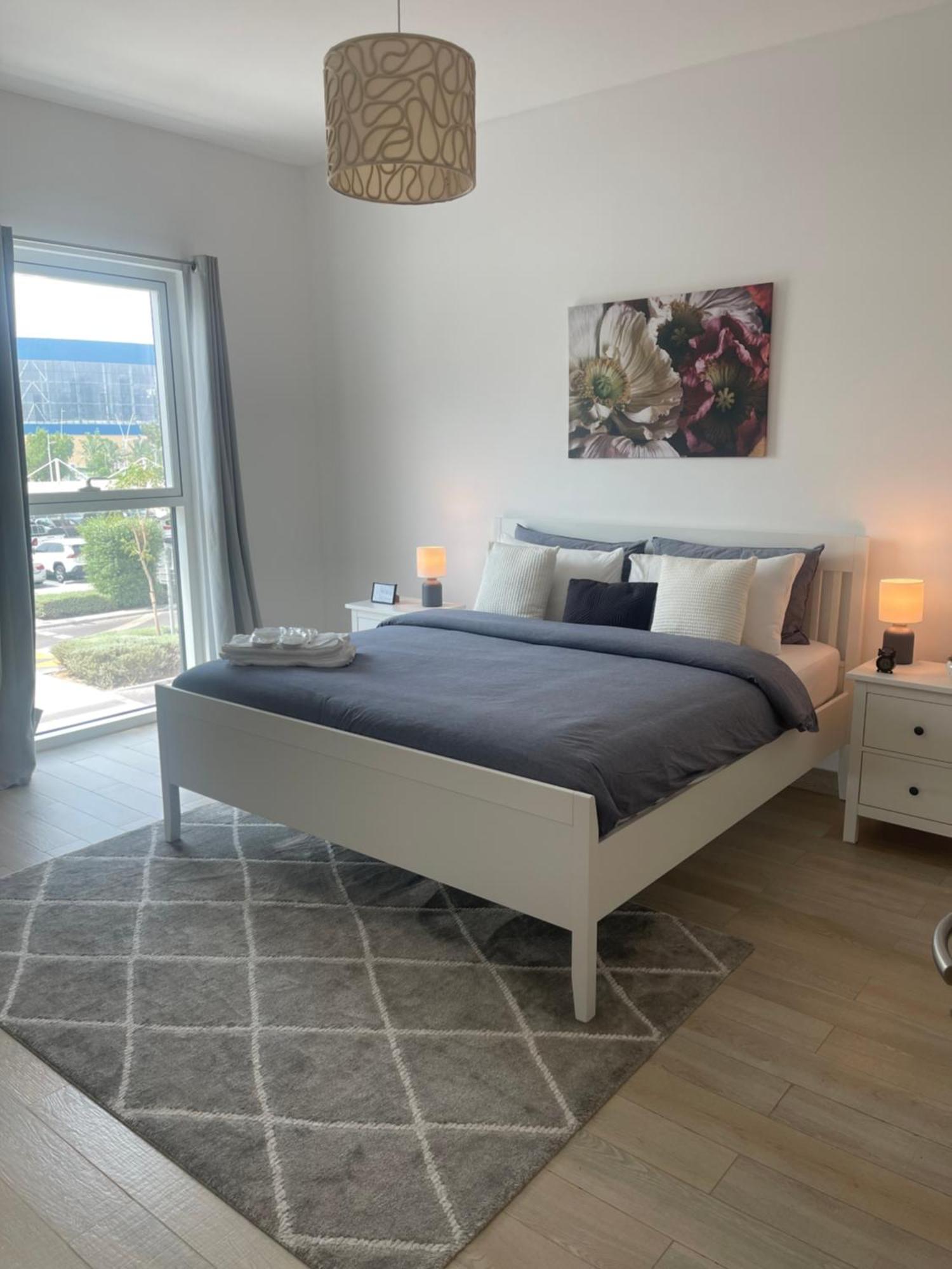 अपार्टमेंट A Place To 1br Waters Edge Theme Parks, Yas Island
